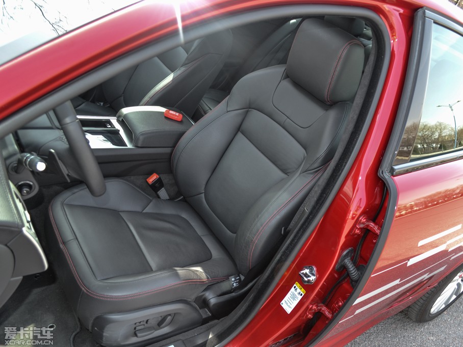 2015ݱXF 3.0 SC R-Sport LA