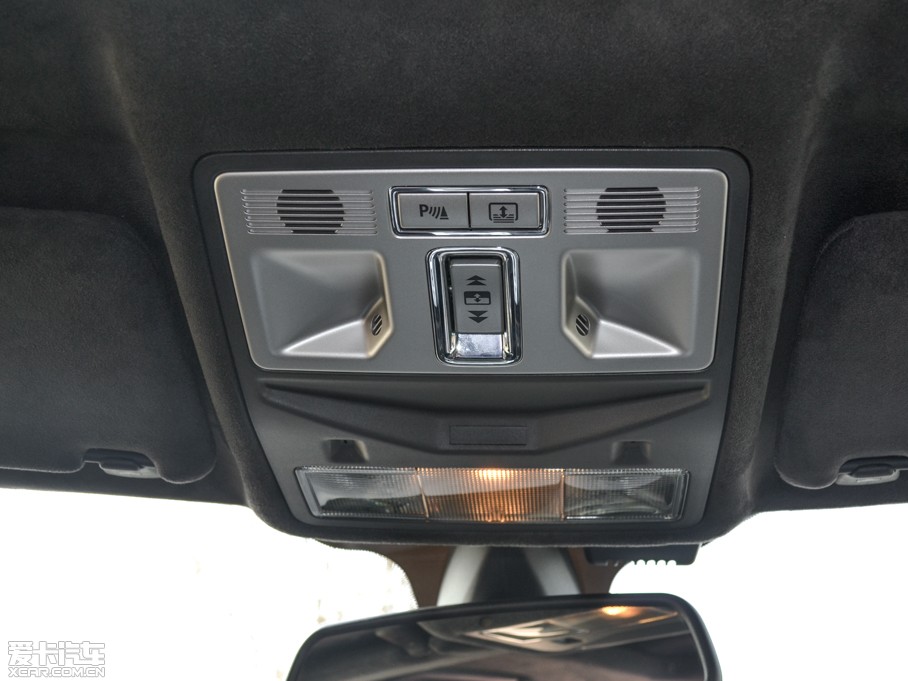 2015ݱXF 3.0 SC R-Sport LA