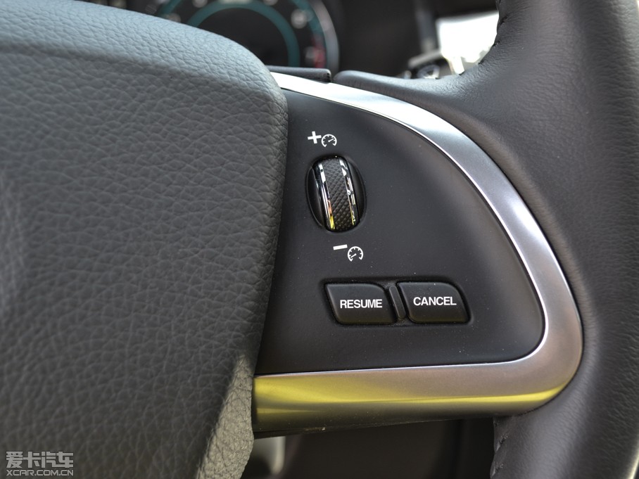 2015ݱXF 3.0 SC R-Sport LA