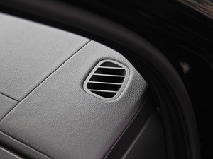 20153.0 SC R-Sport A g