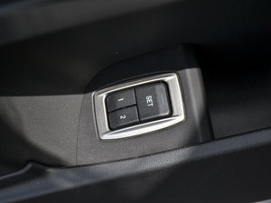 20153.0 SC R-Sport LA g