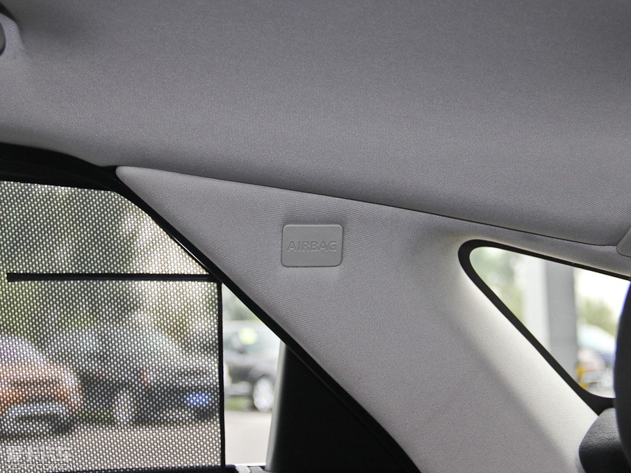 2015ݱXJ 2.0Ti ̄(w)