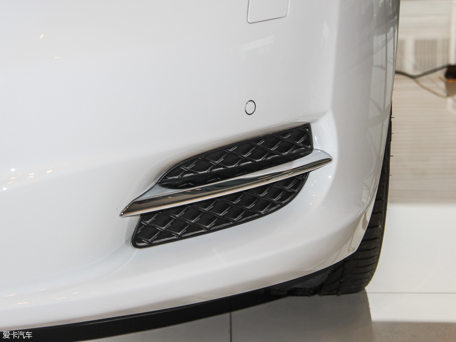 2015ݱXJ 80ذ 3.0T ȫ̄