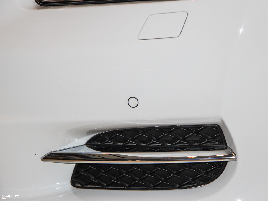 2015ݱXJ 80ذ 3.0T ȫ̄