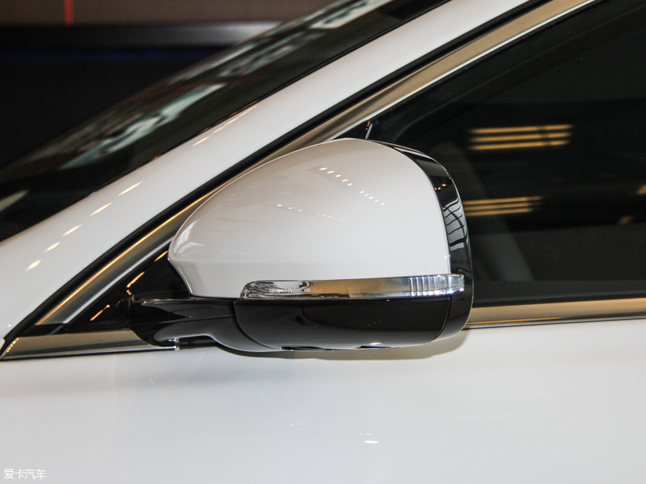 2015ݱXJ 80ذ 3.0T ȫ̄(w)