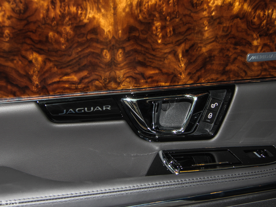 2015ݱXJ 80ذ 3.0T ȫ̄