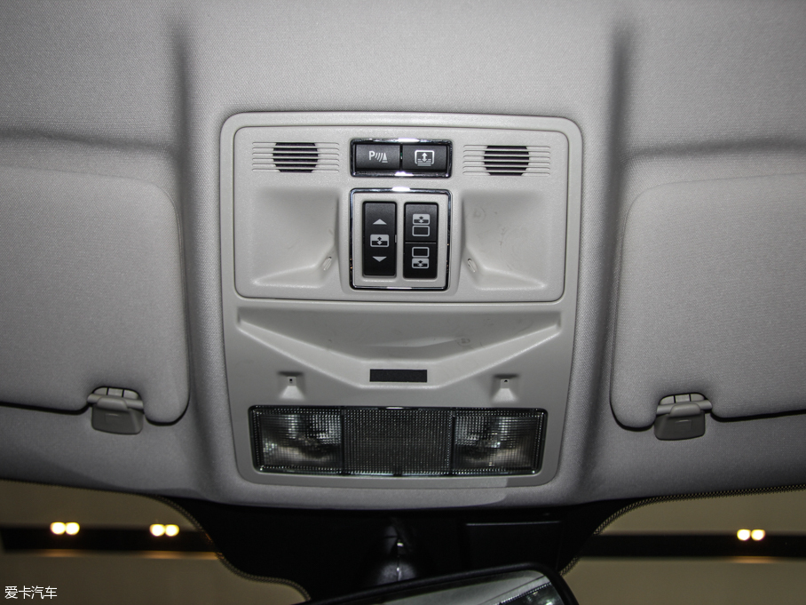 2015ݱXJ 80ذ 3.0T ȫ̄(w)