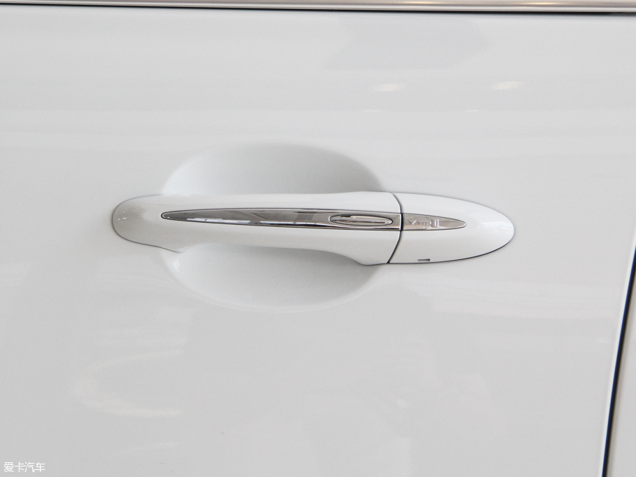 2015ݱXJ 2.0Ti ȫ̄հ