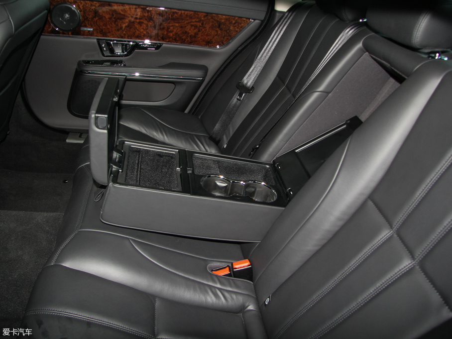 2015ݱXJ 2.0Ti ȫ̄հ