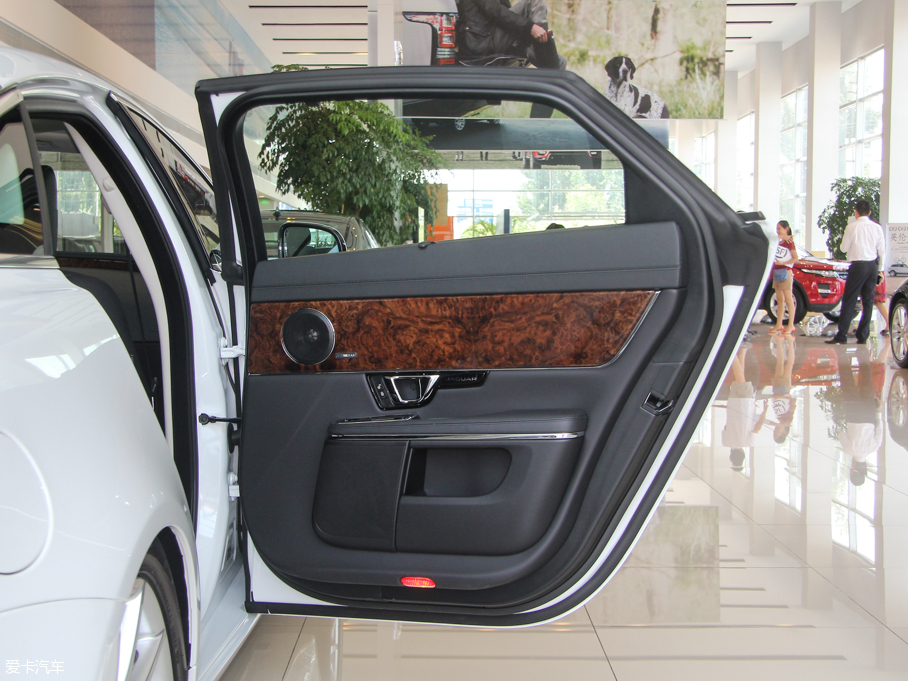 2015ݱXJ 2.0Ti ȫ̄հ