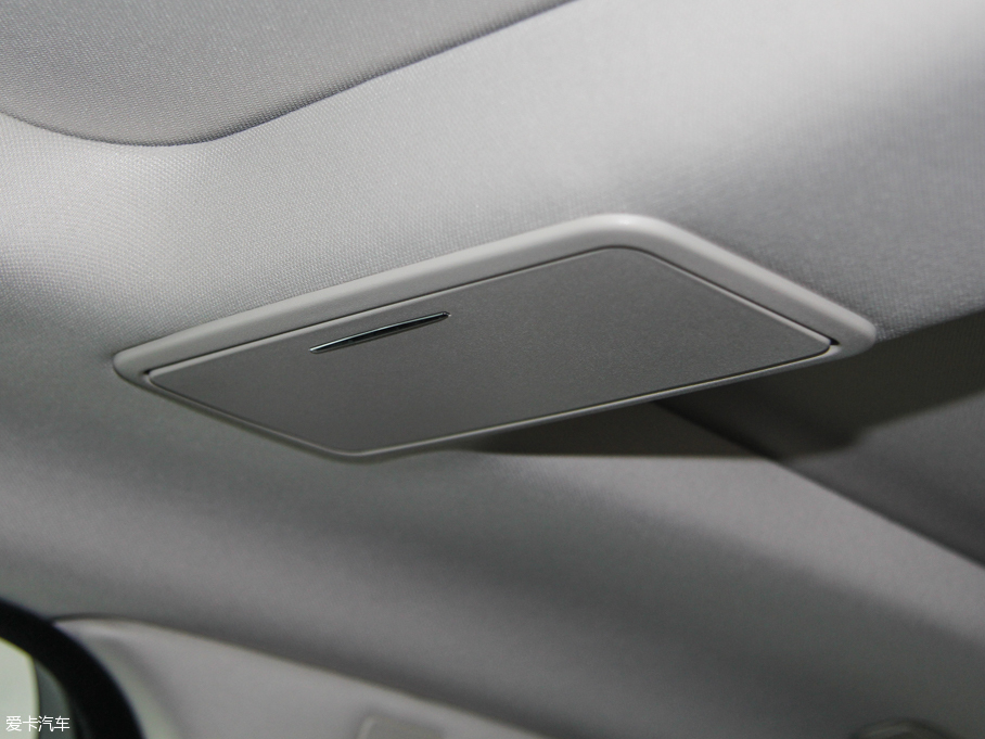 2015ݱXJ 2.0Ti ȫ̄հ