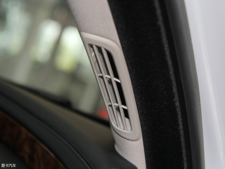 2015ݱXJ 2.0Ti ȫ̄հ