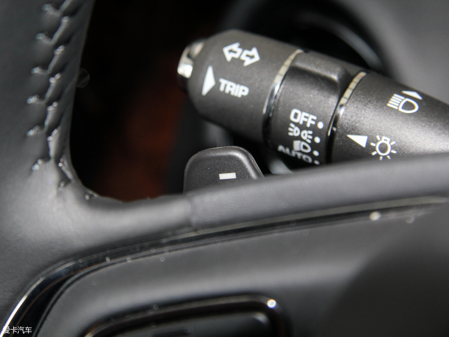 2015ݱXJ 2.0Ti ȫ̄հ