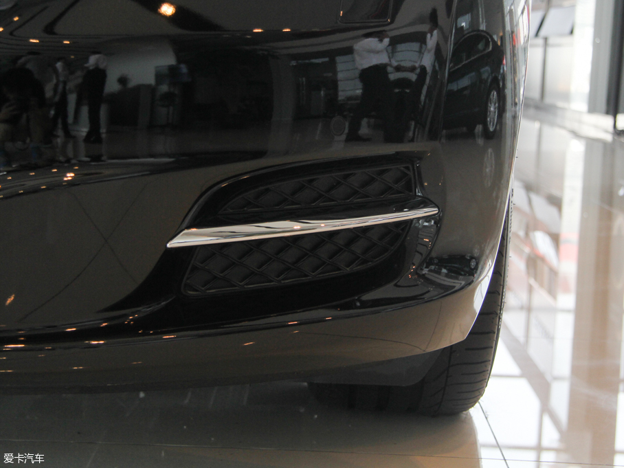 2015ݱXJ 3.0L S/C Ş̄(w) (q)