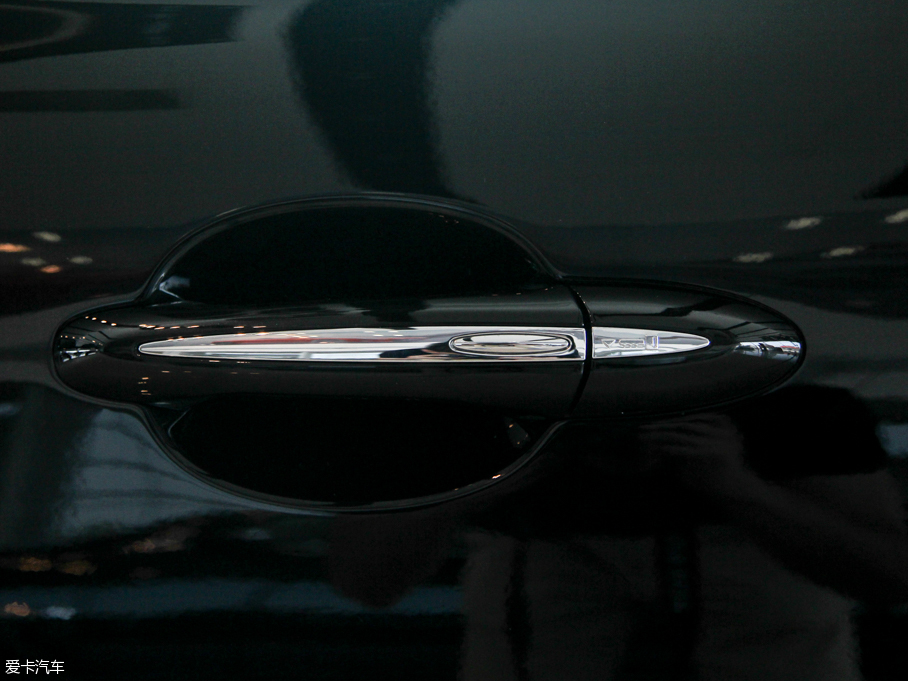 2015ݱXJ 3.0L S/C Ş̄հ 