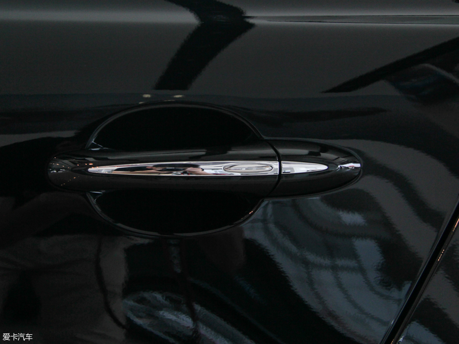 2015ݱXJ 3.0L S/C Ş̄(w) (q)