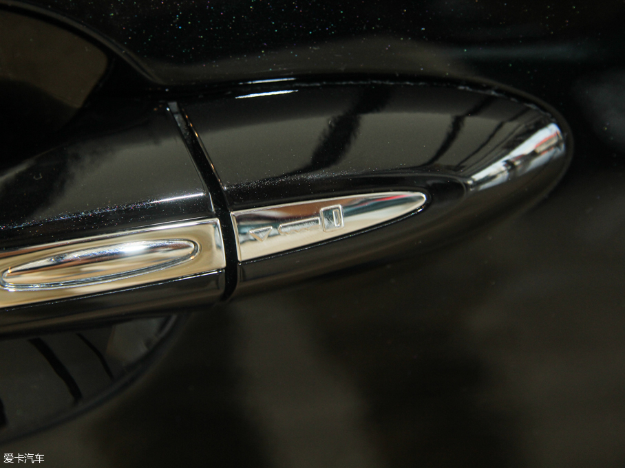 2015ݱXJ 3.0L S/C Ş̄հ 