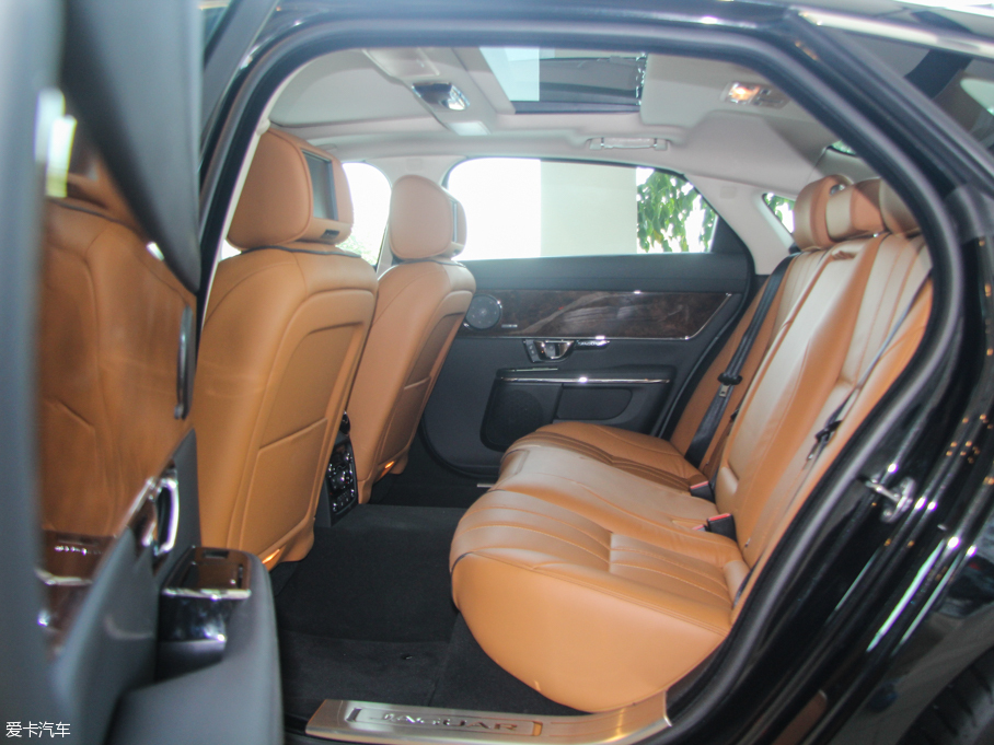 2015ݱXJ 3.0L S/C Ş̄հ 