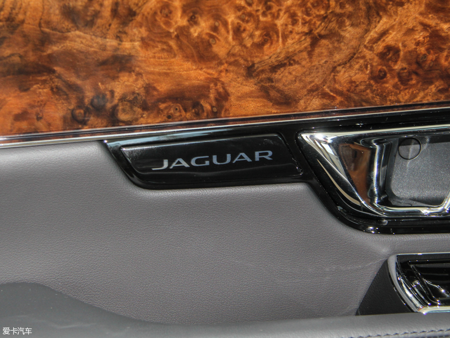 2015ݱXJ 3.0L S/C Ş̄հ 