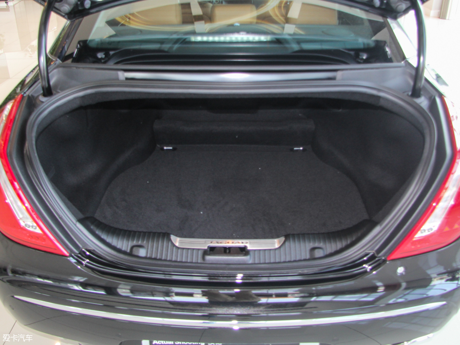 2015ݱXJ 3.0L S/C Ş̄հ 