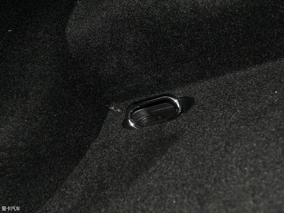 2015ݱXJ 3.0L S/C Ş̄հ 