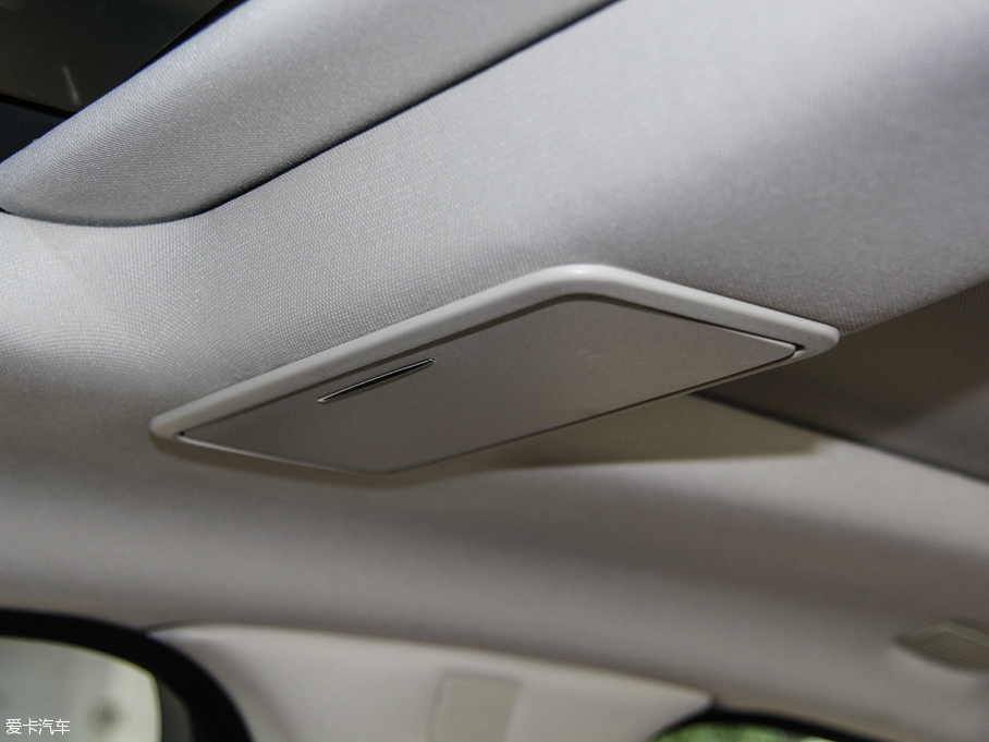 2015ݱXJ 3.0L S/C Ş̄հ 