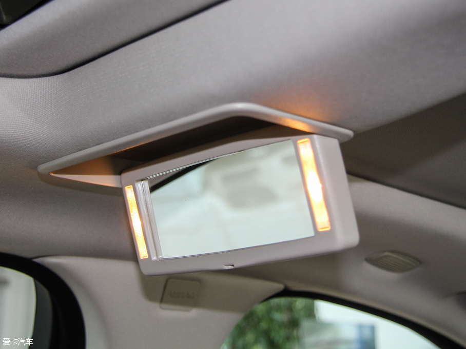 2015ݱXJ 3.0L S/C Ş̄հ 