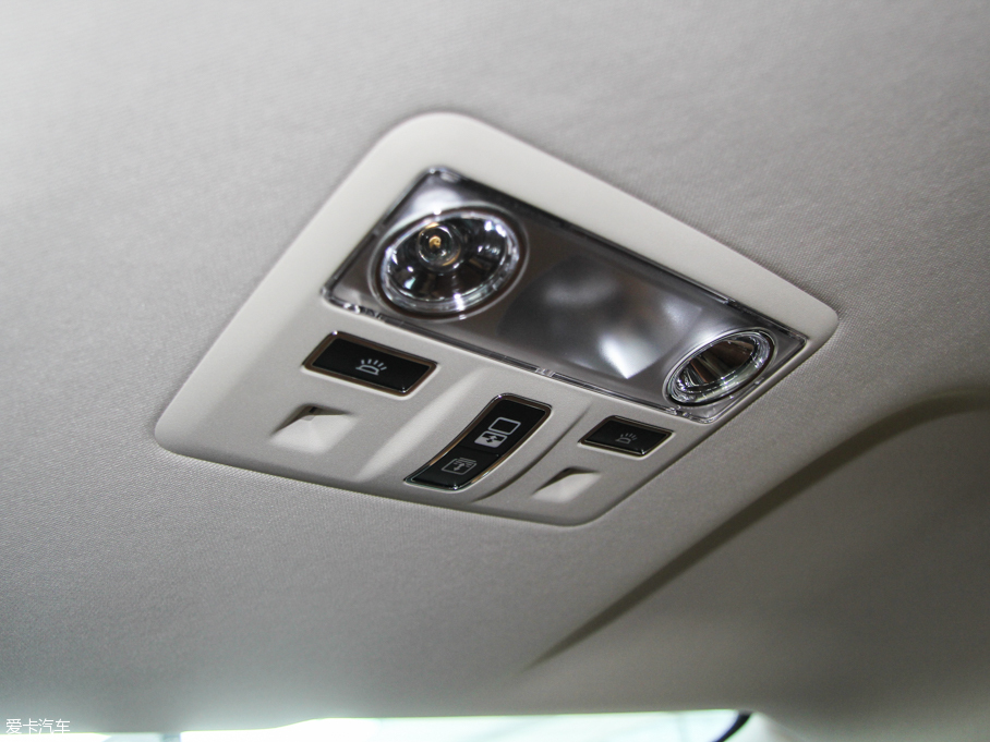 2015ݱXJ 3.0L S/C Ş̄հ 