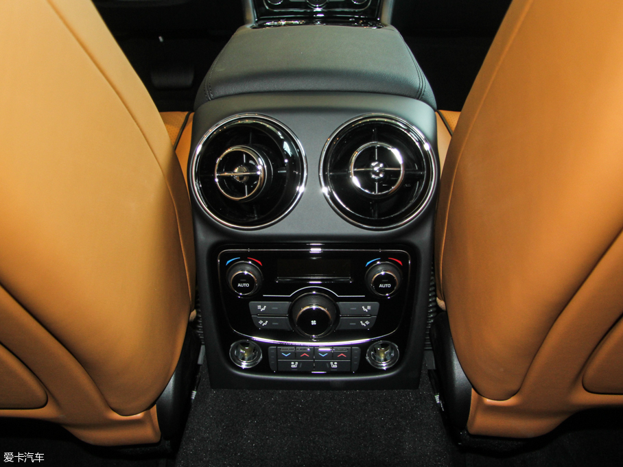 2015ݱXJ 3.0L S/C Ş̄(w) (q)