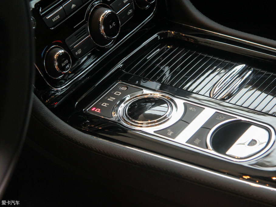 2015ݱXJ 3.0L S/C Ş̄հ 