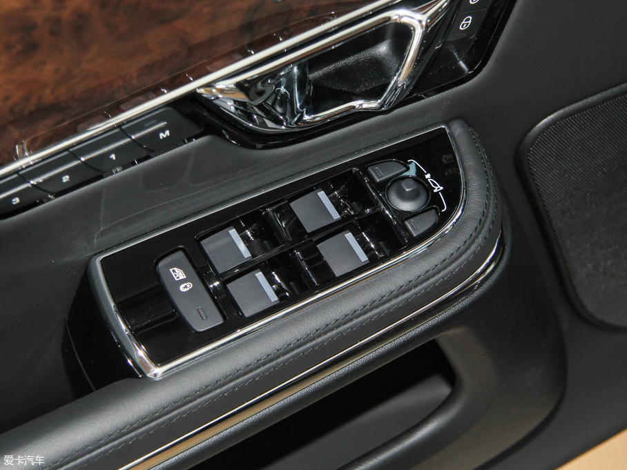 2015ݱXJ 3.0L S/C Ş̄հ 