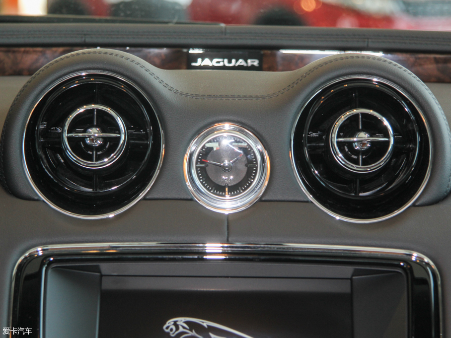 2015ݱXJ 3.0L S/C Ş̄հ 