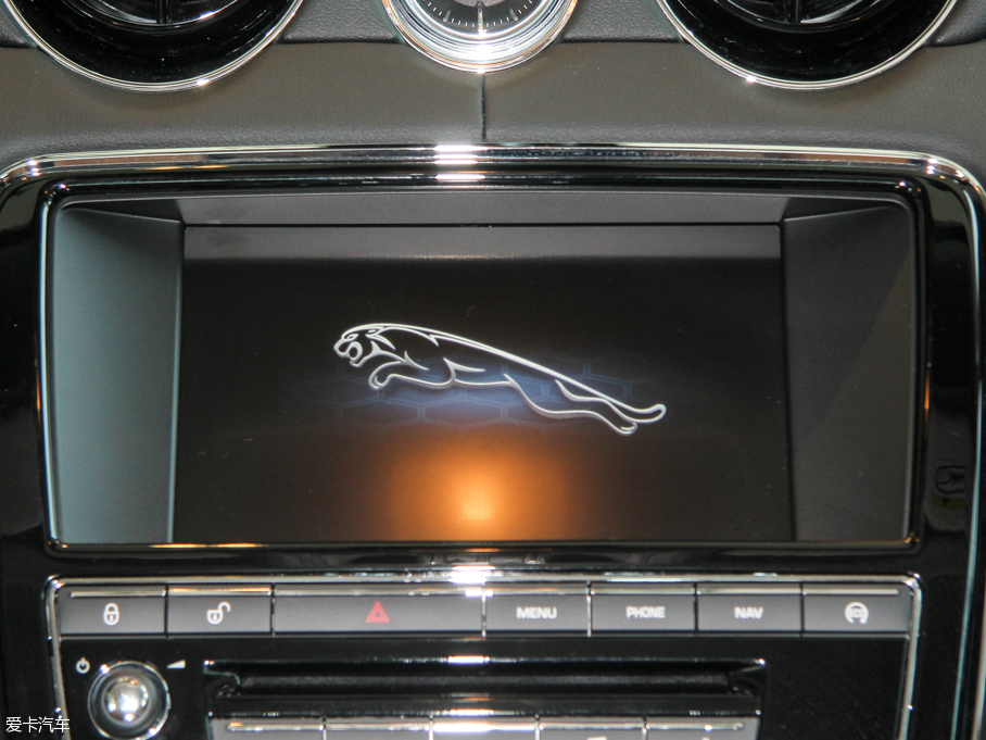 2015ݱXJ 3.0L S/C Ş̄(w) (q)