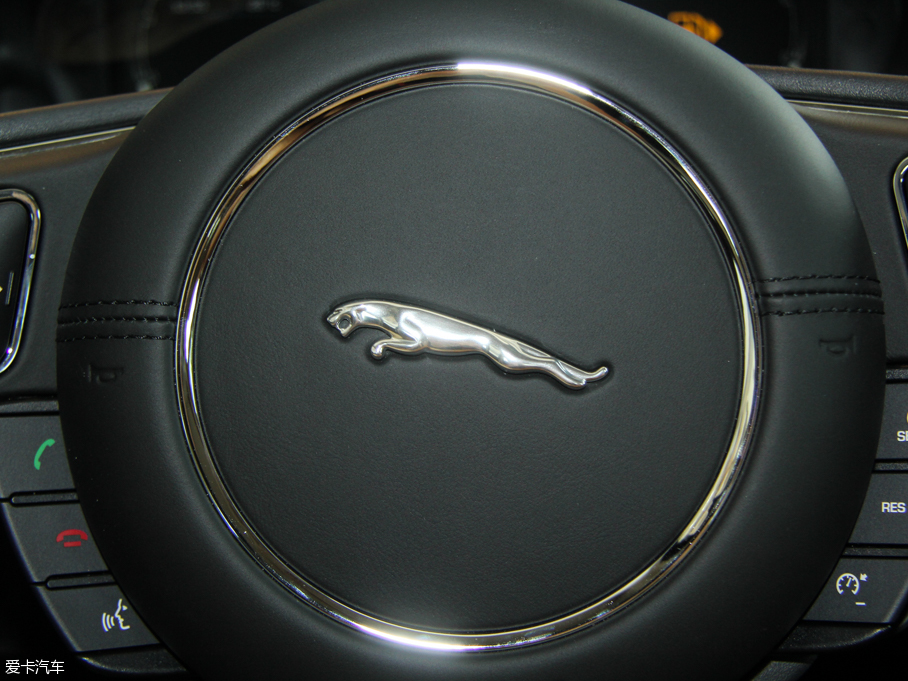 2015ݱXJ 3.0L S/C Ş̄(w) (q)