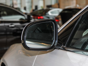 201580ذ 3.0T ȫ̄ ^