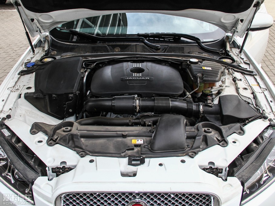 2015ݱXF Sportbrake 2.0T A