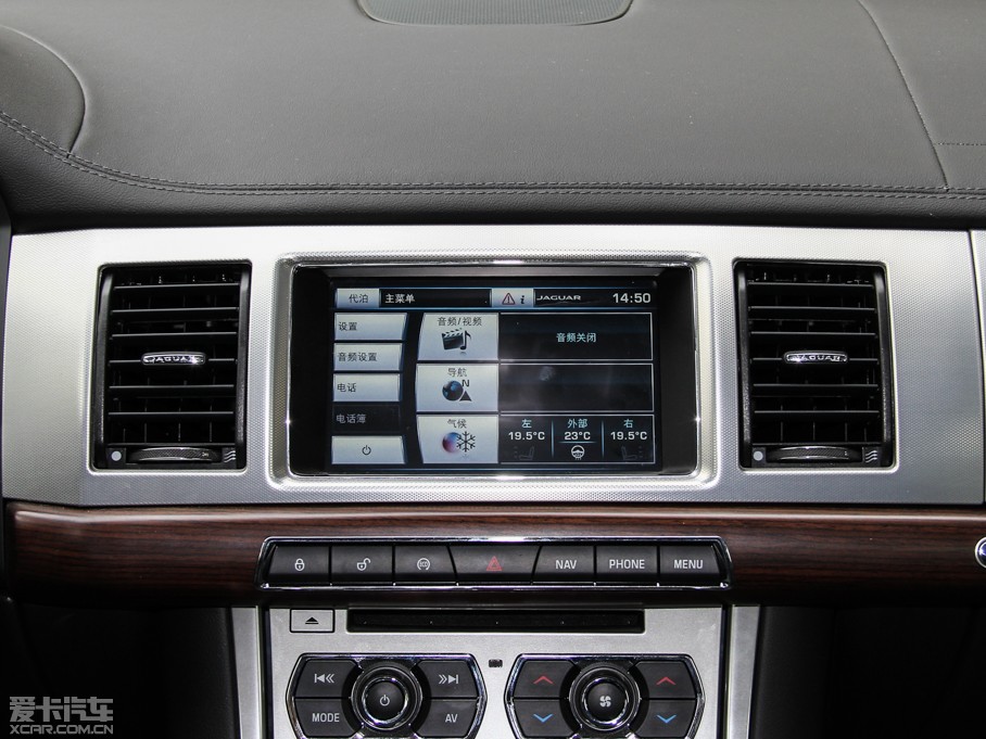 2015ݱXF Sportbrake 2.0T A