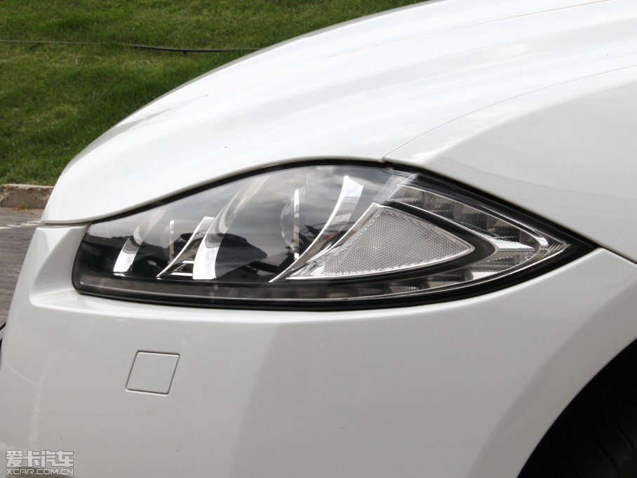 2015ݱXF Sportbrake 2.0T A