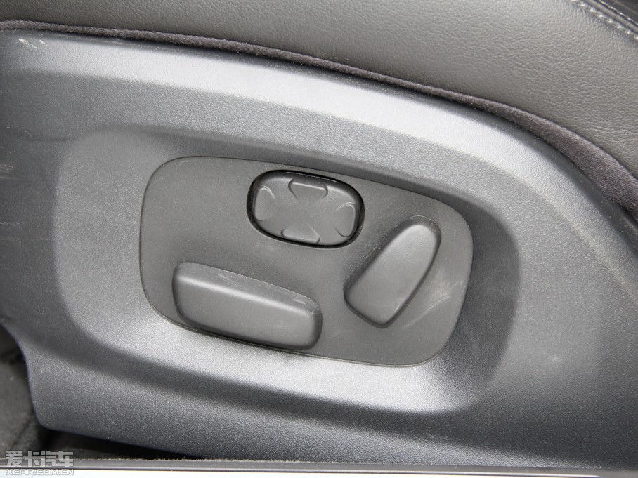 2015ݱXF Sportbrake 2.0T A