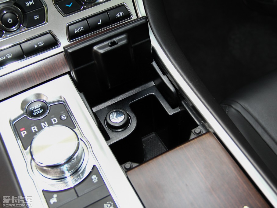 2015ݱXF Sportbrake 2.0T A