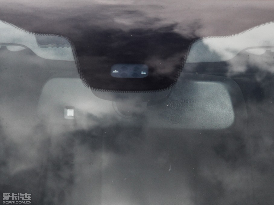 2015ݱXF Sportbrake 2.0T A