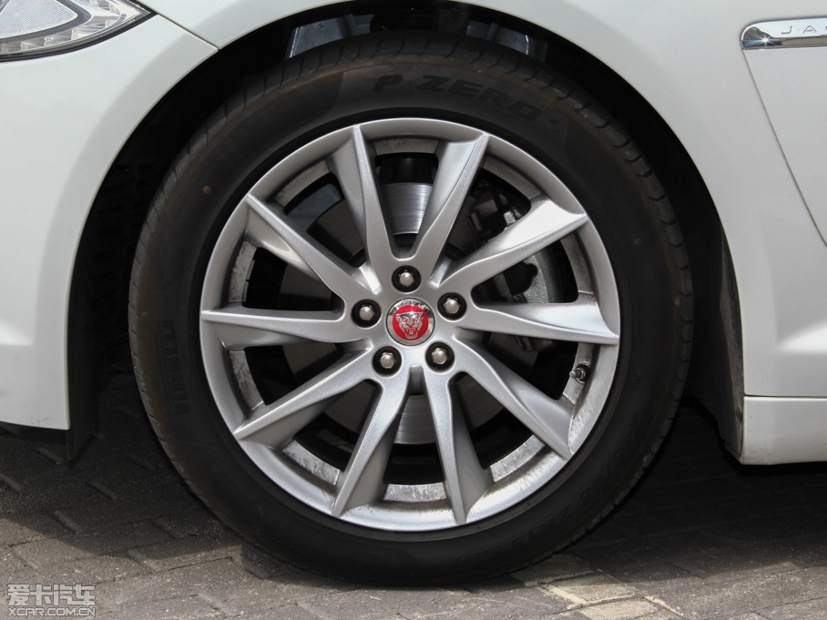 2015ݱXF Sportbrake 2.0T A