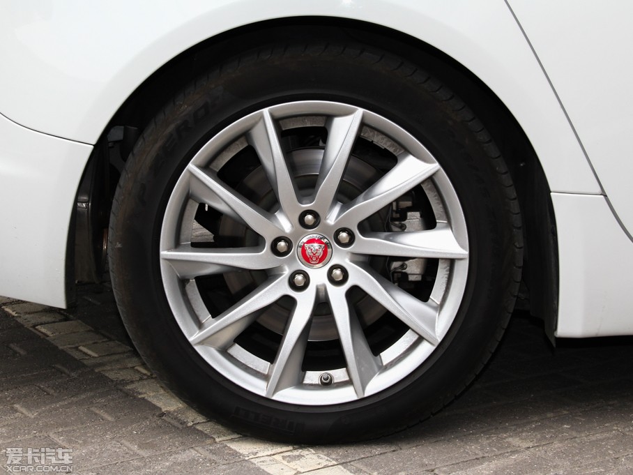 2015ݱXF Sportbrake 2.0T A