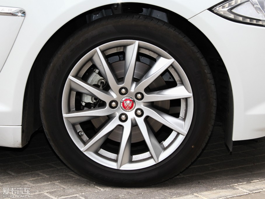 2015ݱXF Sportbrake 2.0T A