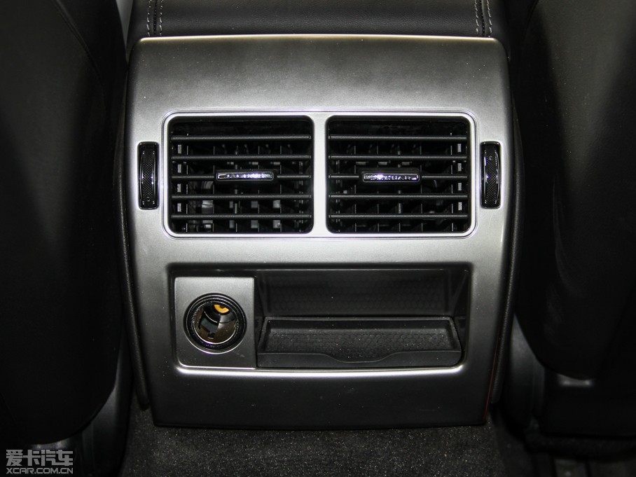 2015ݱXF Sportbrake 2.0T A