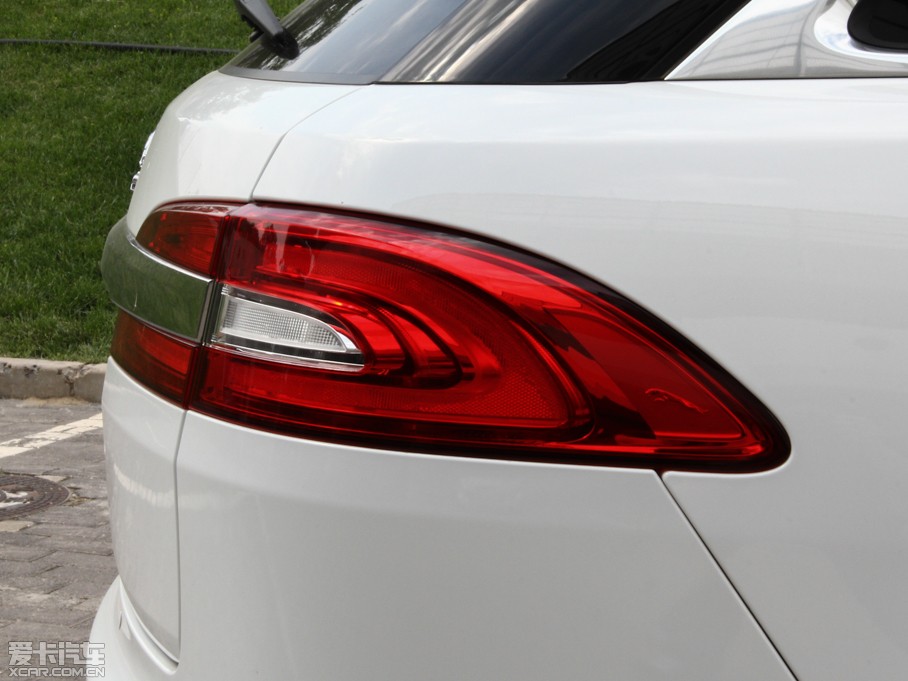 2015ݱXF Sportbrake 2.0T A