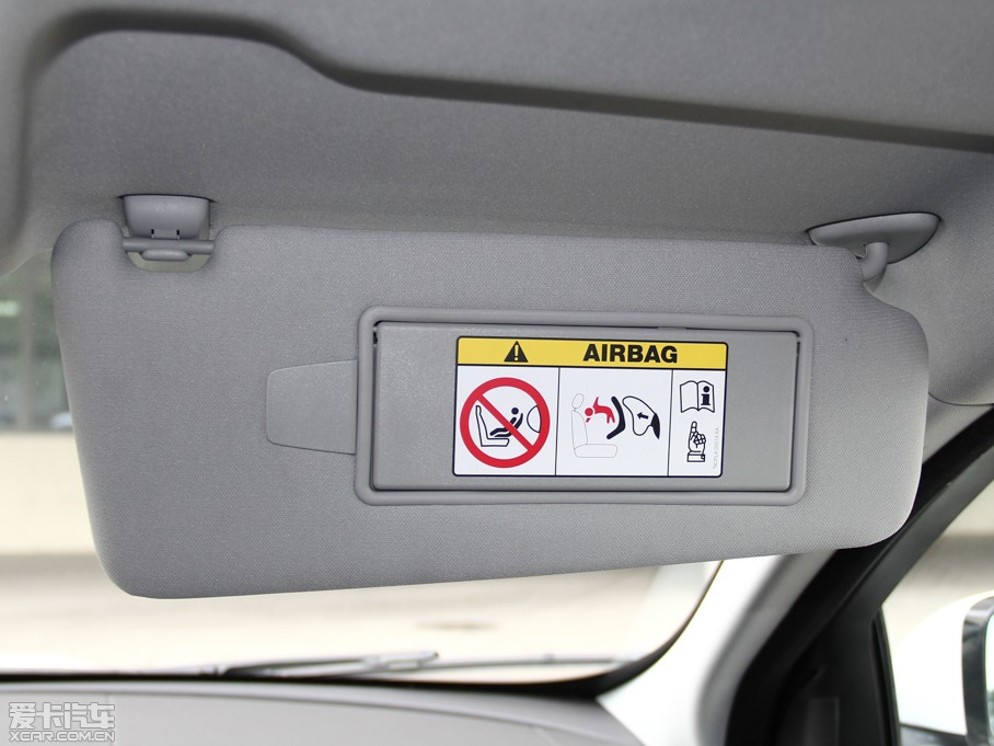 2015ݱXF Sportbrake 2.0T A