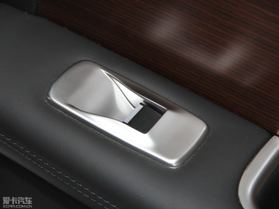 2015ݱXF Sportbrake 2.0T A