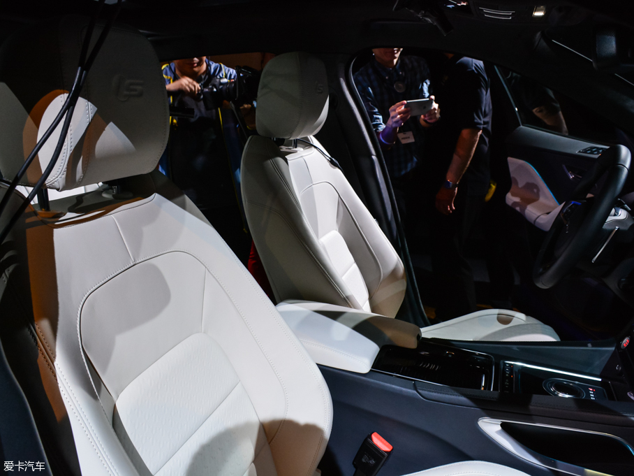 2016ݱF-PACE 3.0L Sܰ AWD