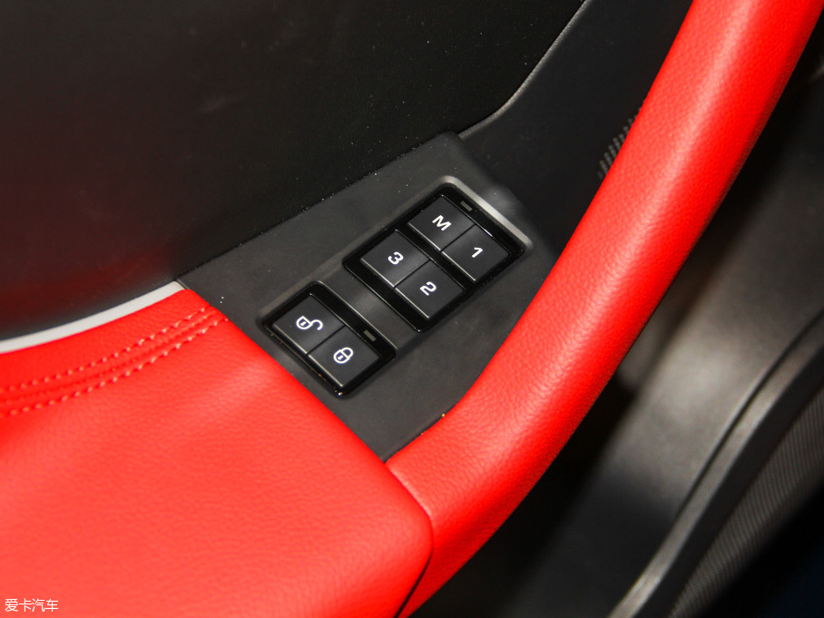 2016ݱF-PACE 2.0T R-SPORT\Ӱ